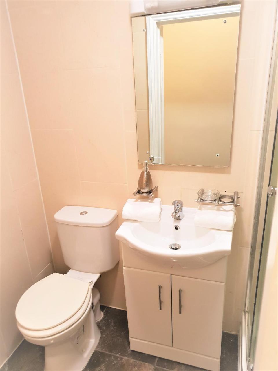 The King William Hotel Лондон Екстер'єр фото
