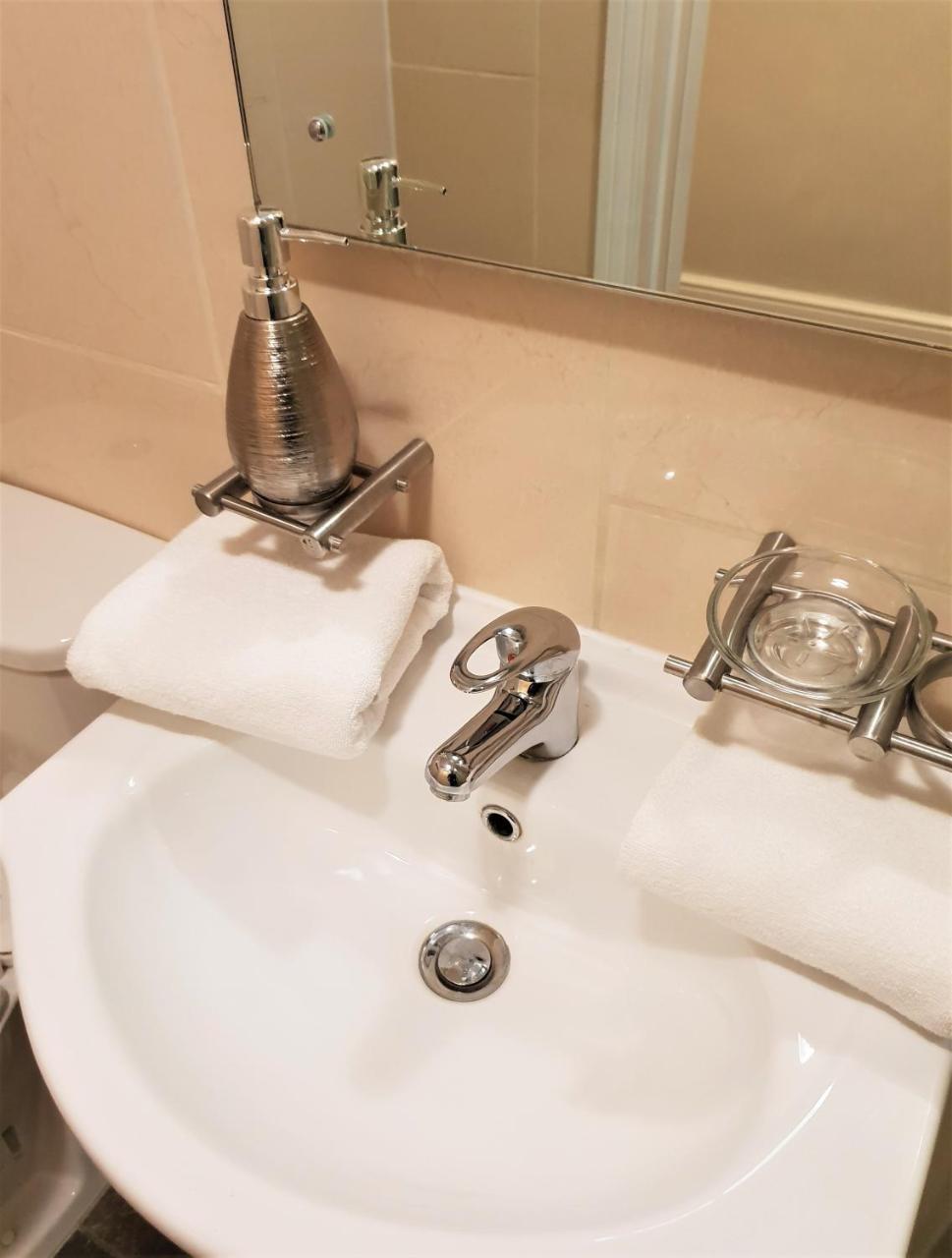 The King William Hotel Лондон Екстер'єр фото